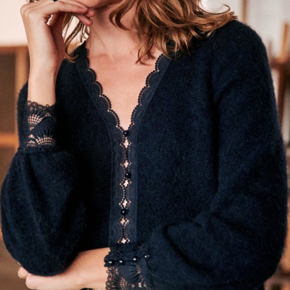 ISO: Sézane Heloise Jumper in Navy